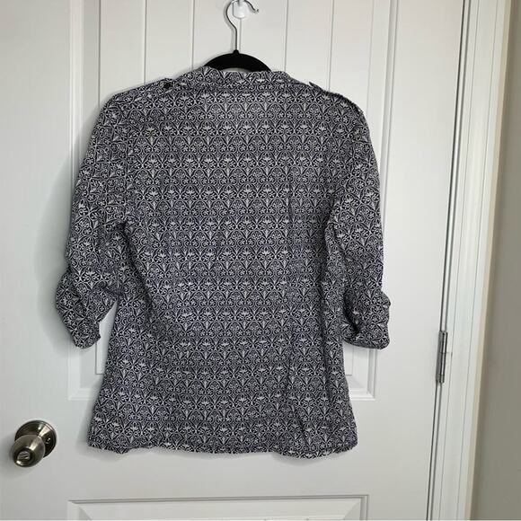 Tory Burch Brigitte paisley floral Button-Down Blouse Carinthia Navy tab sleeves - Picture 6 of 7